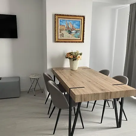 Maritimo Apartment