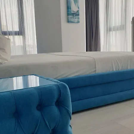 Maritimo Apartment Constanta