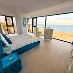 Maritimo Apartment