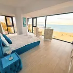 Apartment Maritimo 3*