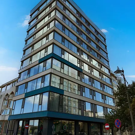 Maritimo Апартаменти Констанца