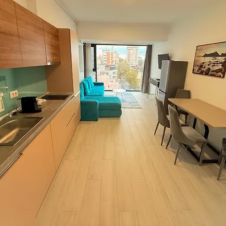 Maritimo Апартаменти Констанца