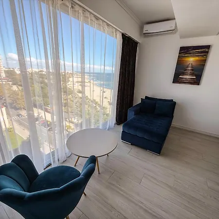 Maritimo Apartment 4*