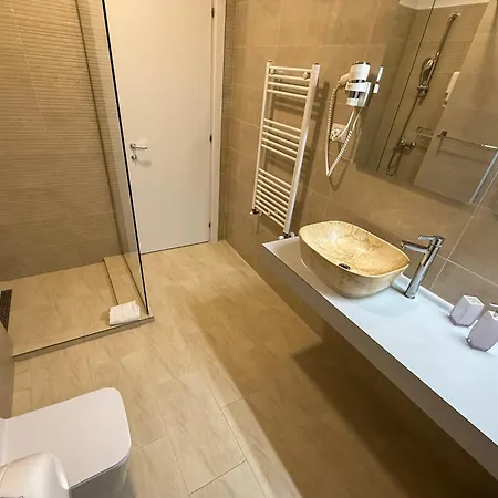 Апартаменти Maritimo 4*