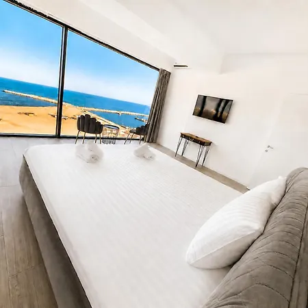 Maritimo Luxury