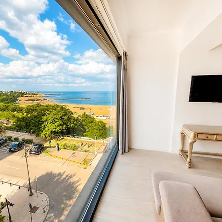 Maritimo Апартаменти