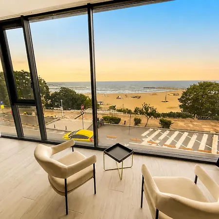 Maritimo Luxury