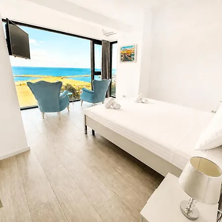 Maritimo Апартаменти Констанца