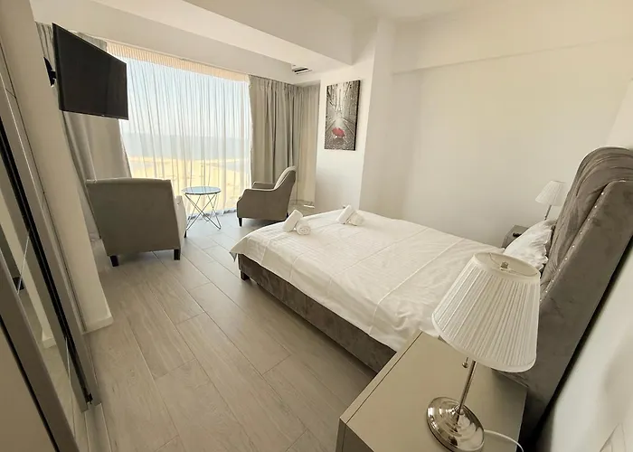 아파트 Maritimo 4*