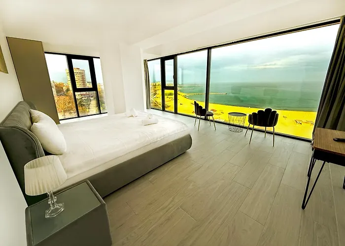 Maritimo アパート コンスタンツァ